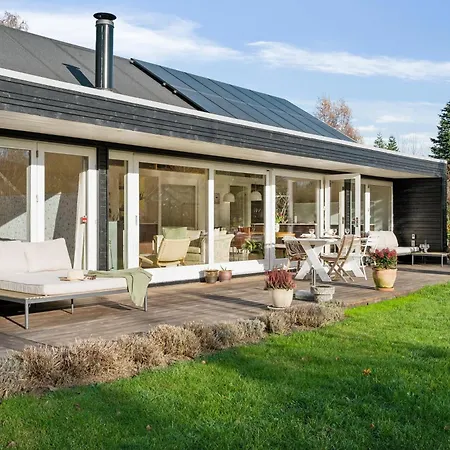 Flot Nyrenoveret Hus Taet Pa Tatil Evi Ebeltoft